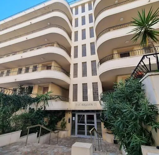 20' A Pieds Palais Wifi Apartment